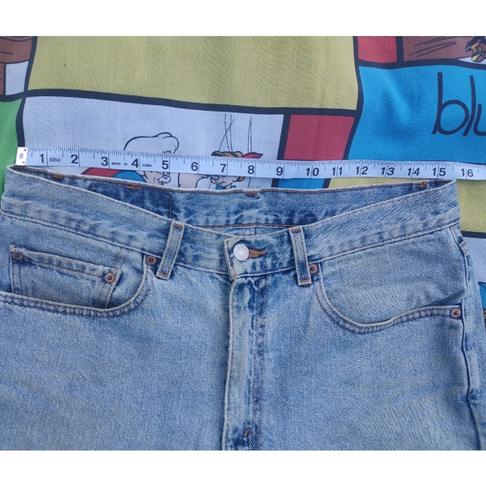 Vintage Levi jean shorts 550 high waisted size 31 distressed mom dad 90s y2k - Picture 2 of 10